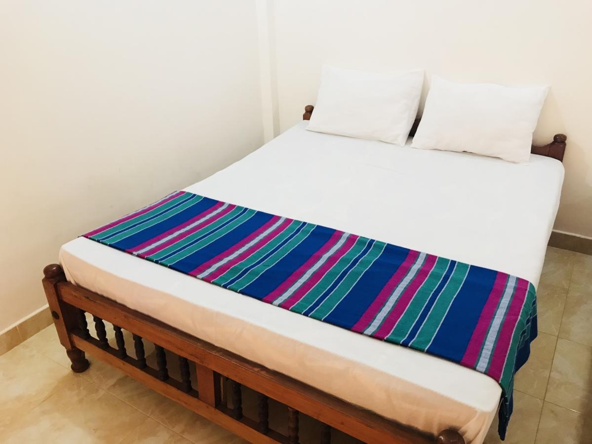Emarald Holiday Homes Anuradhapura Bagian luar foto